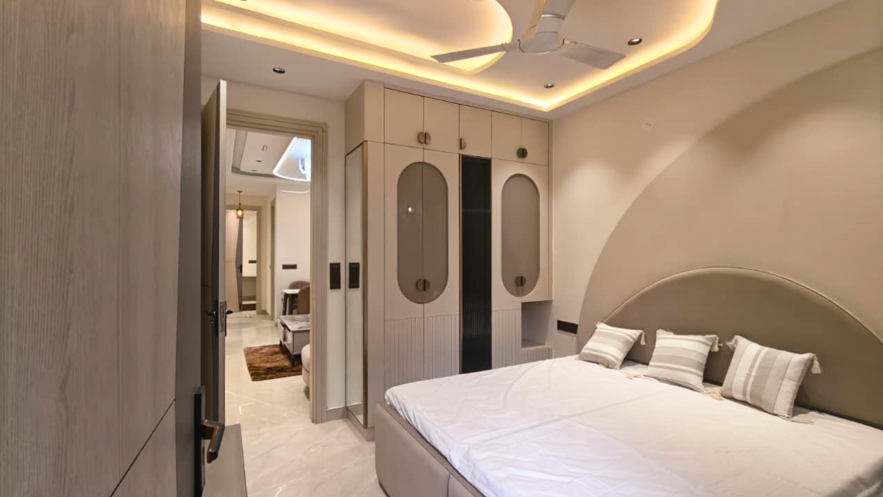 Premium 4 BHK Flat for Sale Near Nawada Metro in Mohan Garden, Delhi
