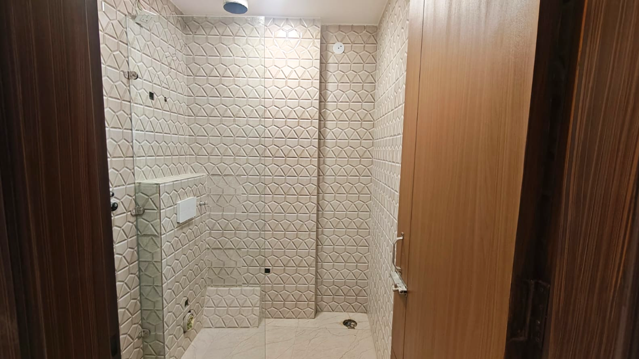 Newly Built 3 BHK Home Near Nawada Metro, Mohan Garden