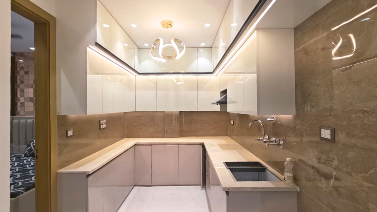 3 BHK Flats in Dwarka Mor for Sale | 3 BHK Flat in Delhi