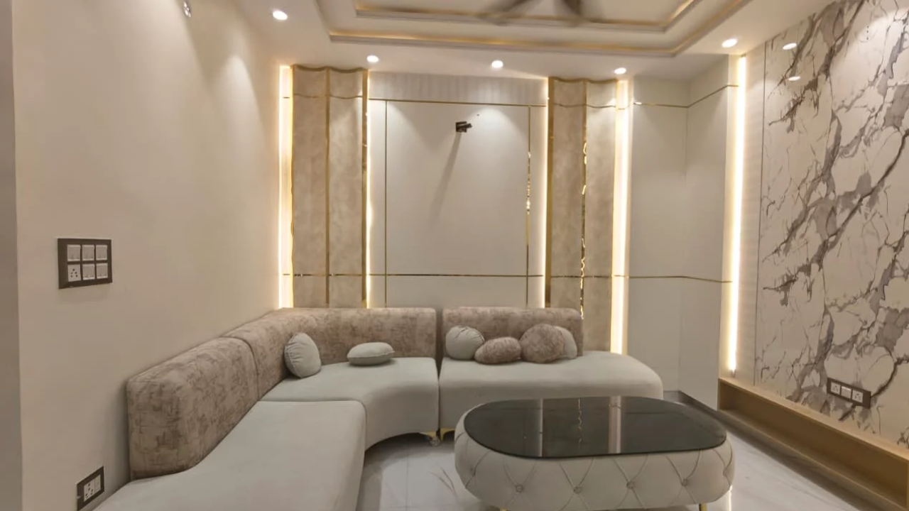 3 BHK Flats in Dwarka Mor for Sale | 3 BHK Flat in Delhi