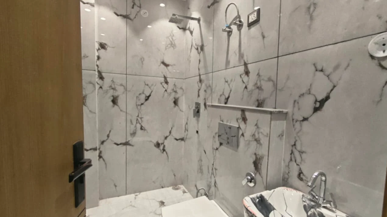 3 BHK Flat in Sewak Park Dwarka Mor | Under ₹50 Lakhs