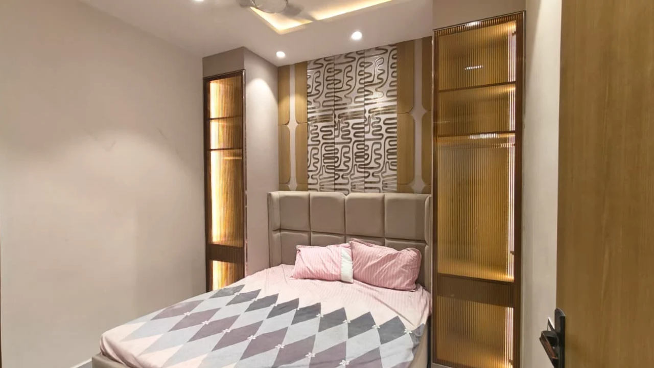 3 BHK Flat in Sewak Park Dwarka Mor | Under ₹50 Lakhs