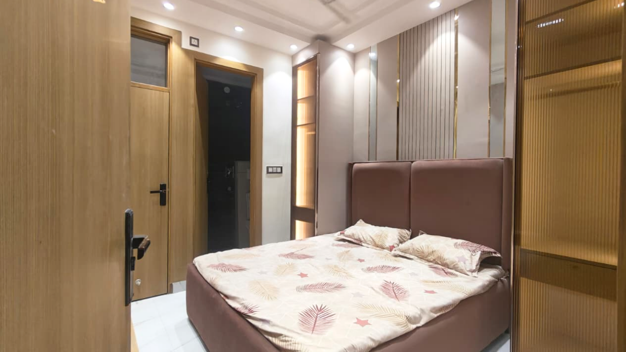 3 BHK Flat in Sewak Park Dwarka Mor | Under ₹50 Lakhs