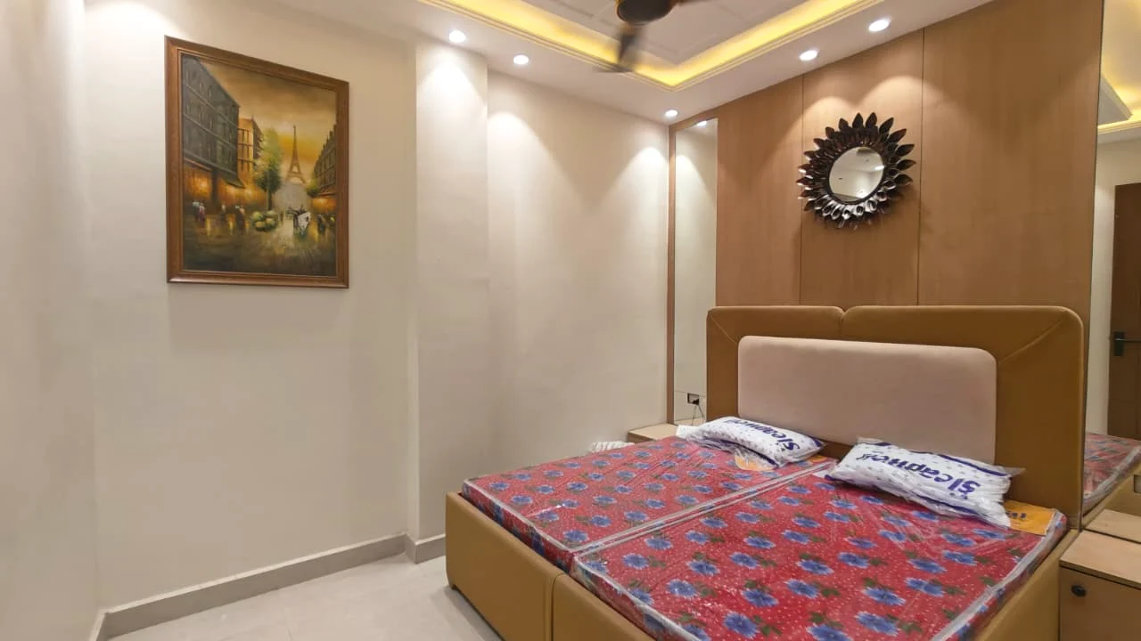 3BHK Semi-Furnished Flat for Sale in Mohan Garden, New Delhi
